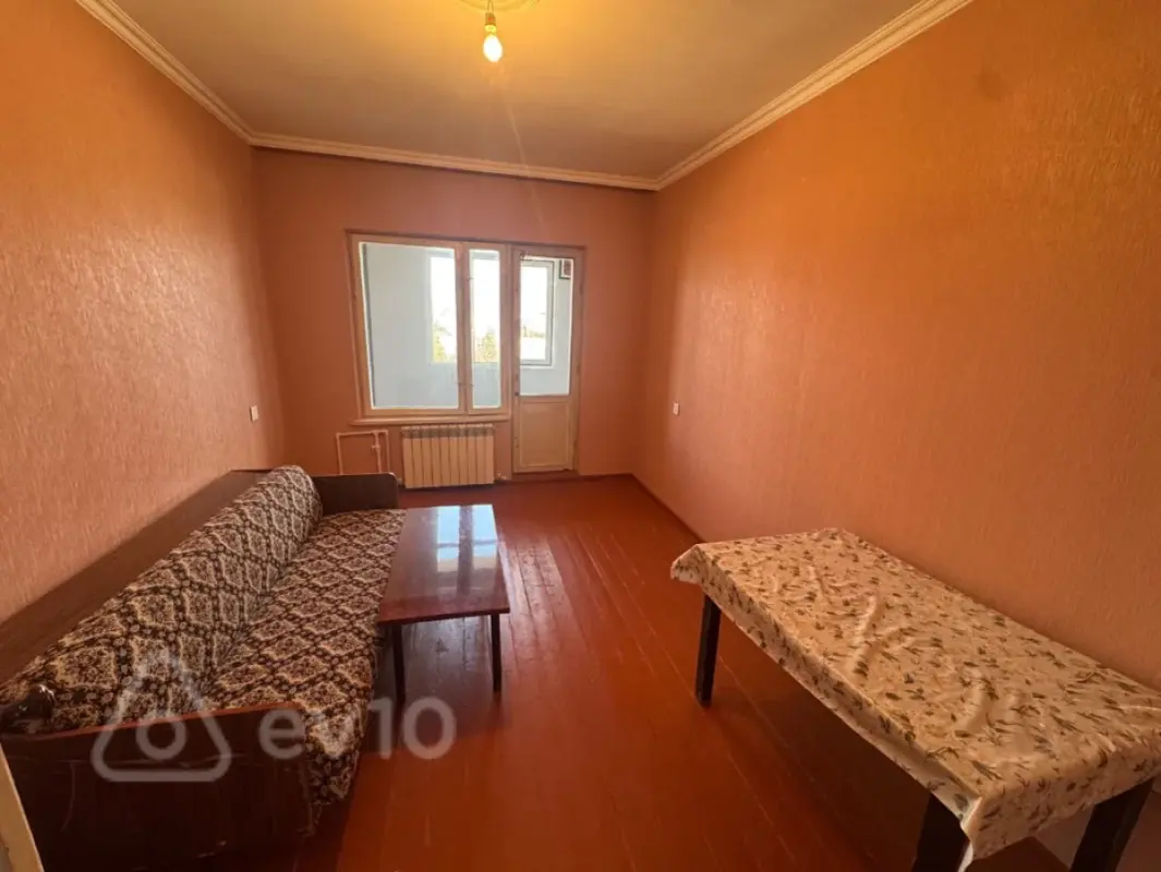 Kirayə verilir 3 otaqlı köhnə tikili 80 m²