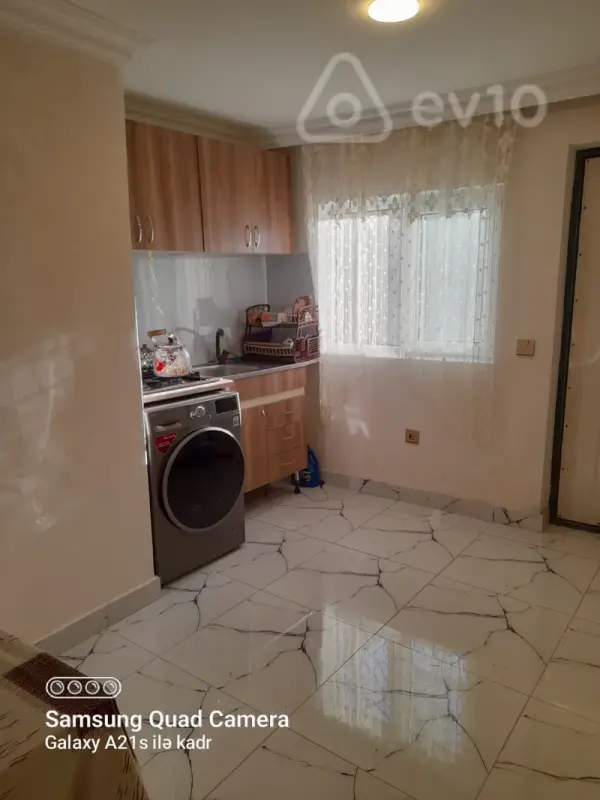 Kirayə verilir 2 otaqlı həyət evi 50 m²