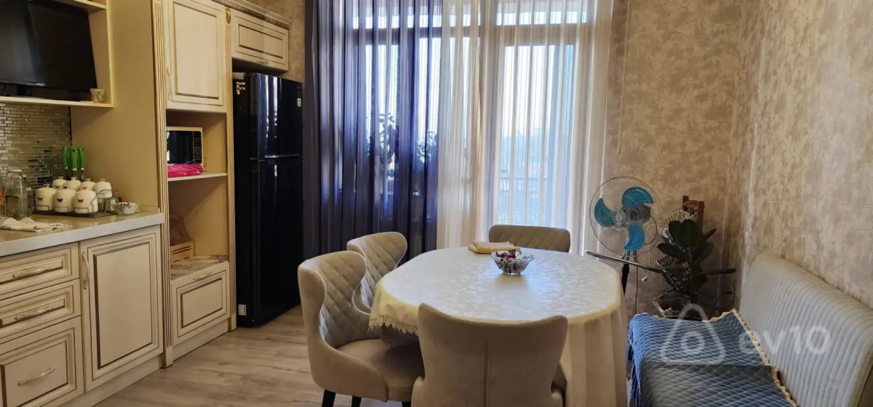 Kirayə verilir 2 otaqlı yeni tikili 95 m²
