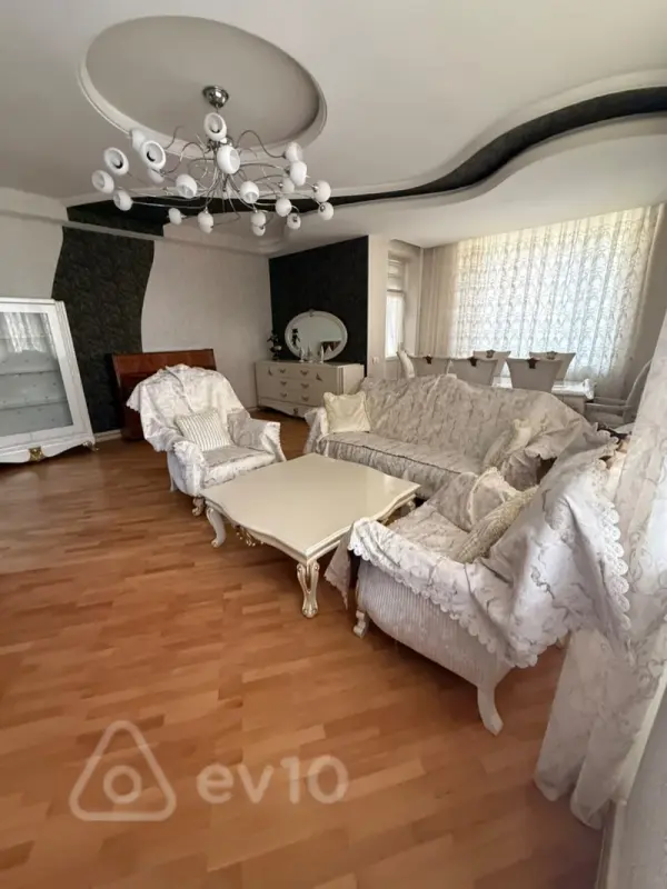 Kirayə verilir 3 otaqlı yeni tikili 158 m²