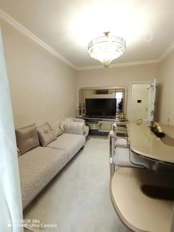 Satılır 2 otaqlı köhnə tikili 65 m²
