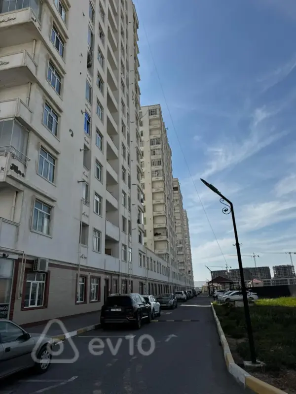 Satılır 4 otaqlı yeni tikili 153 m²