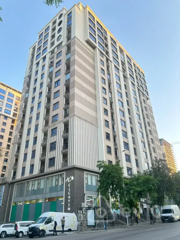 Satılır 3 otaqlı yeni tikili 154 m²