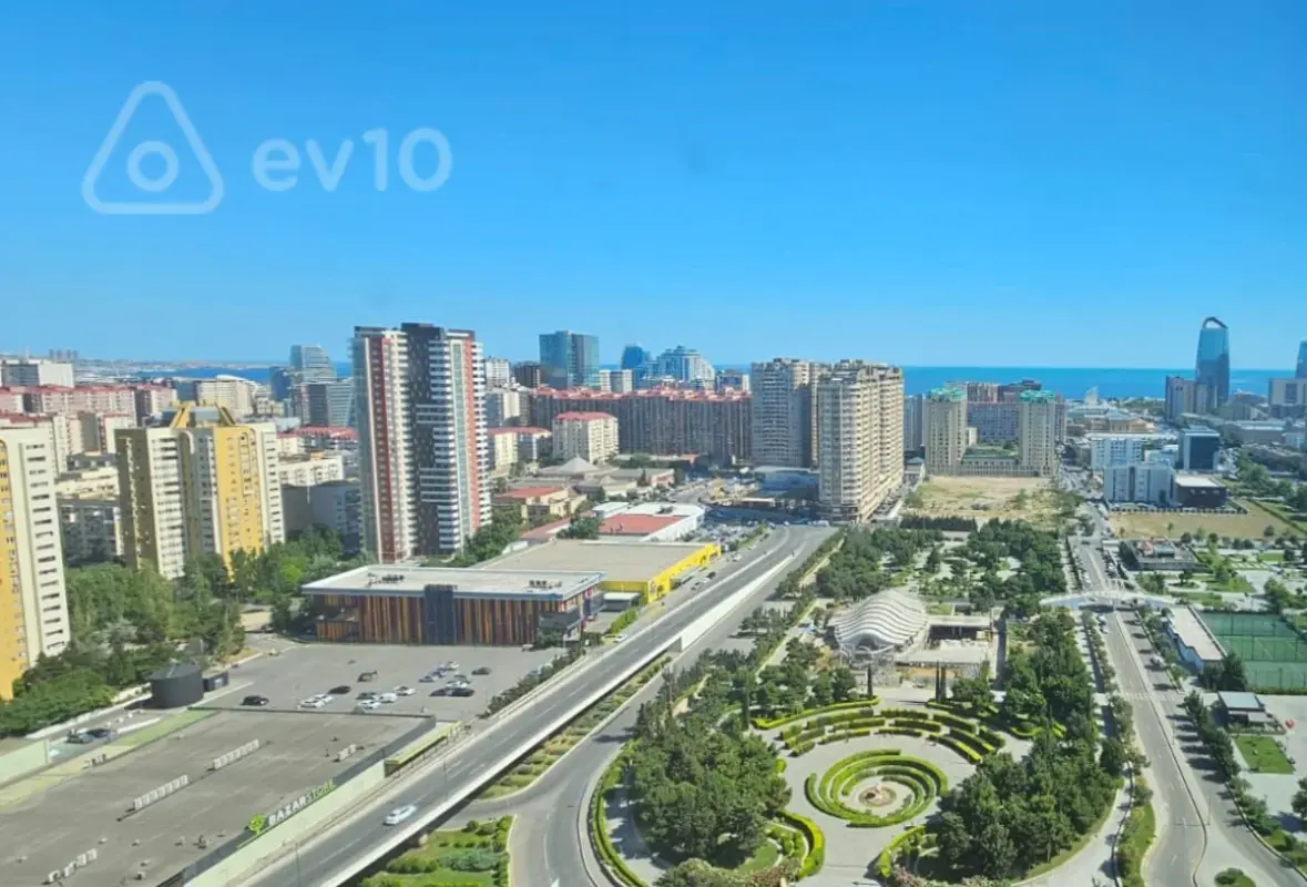 Kirayə verilir 4 otaqlı yeni tikili 220 m²