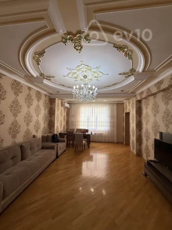 Kirayə verilir 4 otaqlı yeni tikili 155 m²
