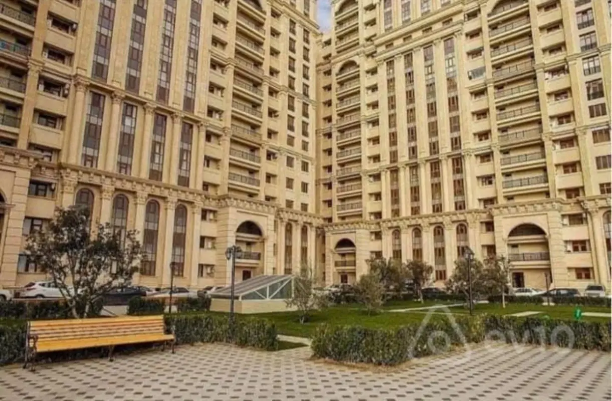 Kirayə verilir 3 otaqlı yeni tikili 120 m²