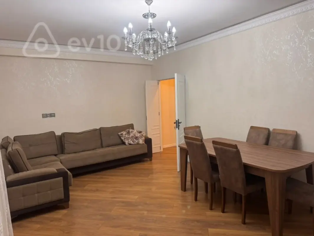 Kirayə verilir 2 otaqlı yeni tikili 91 m²