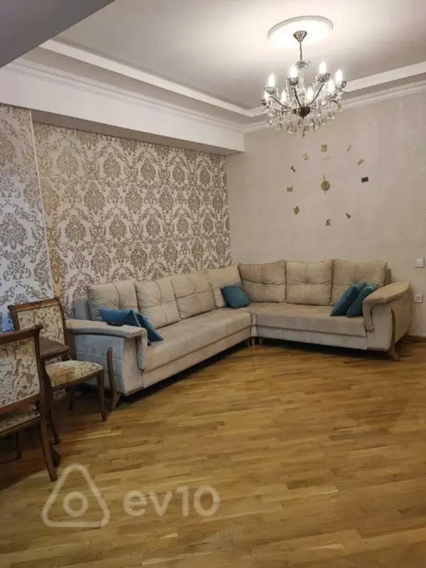 Kirayə verilir 3 otaqlı yeni tikili 97 m²