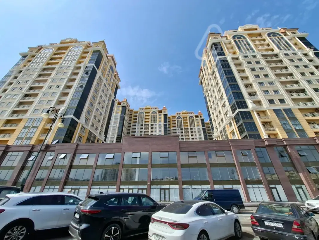 Satılır mənzil 80 m²