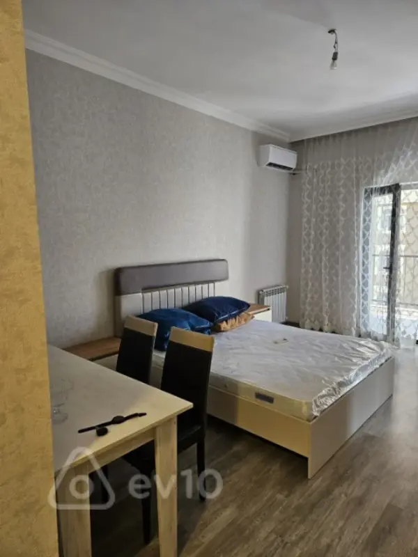 Kirayə verilir 1 otaqlı yeni tikili 37 m²