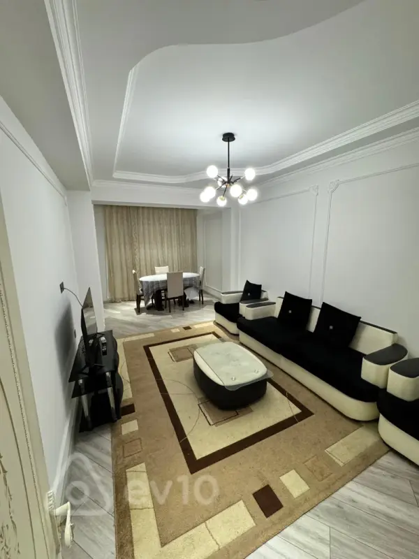 Kirayə verilir 4 otaqlı yeni tikili 110 m²