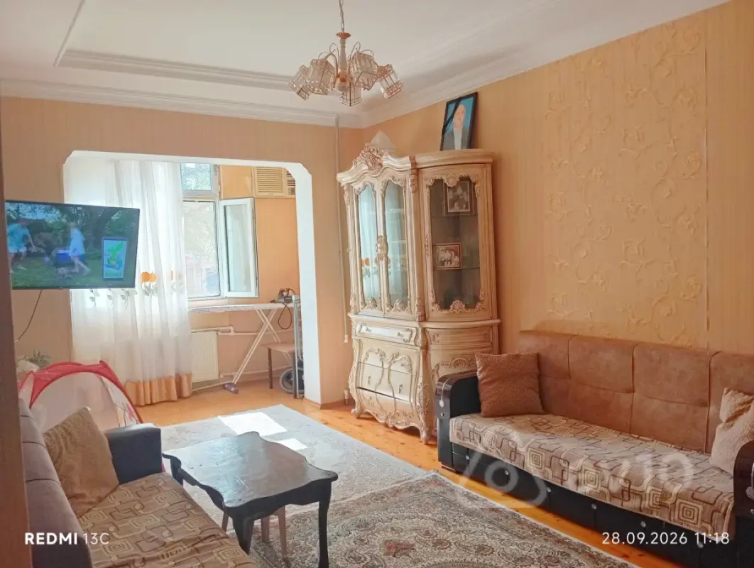 Satılır 3 otaqlı köhnə tikili 90.7 m²