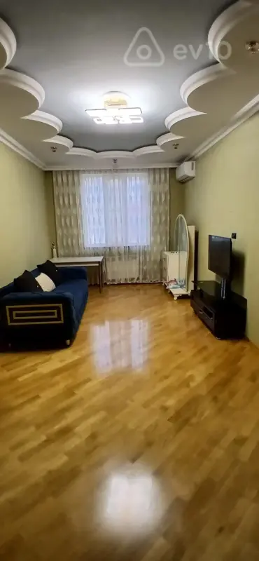 Kirayə verilir 2 otaqlı yeni tikili 85 m²