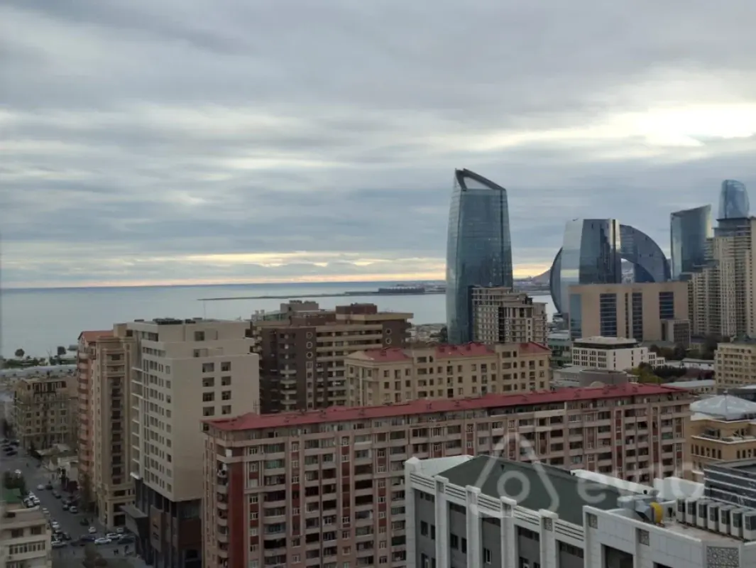 Kirayə verilir 2 otaqlı yeni tikili 110 m²