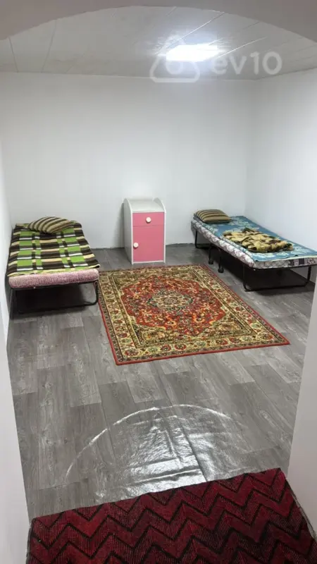 Kirayə verilir 1 otaqlı həyət evi 44 m²
