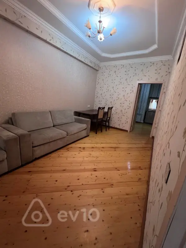 Satılır 2 otaqlı yeni tikili 61 m²