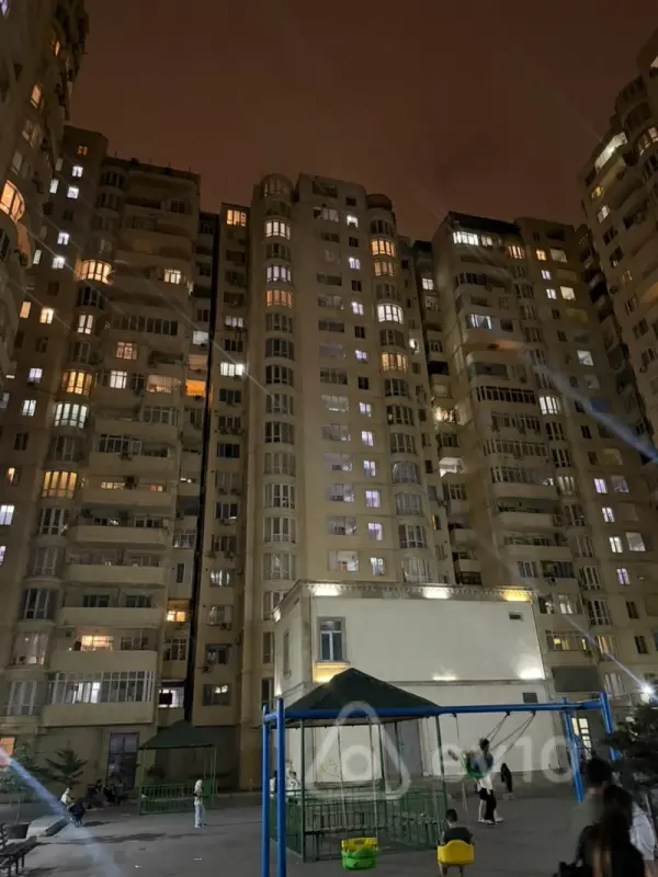 Satılır 2 otaqlı yeni tikili 106 m²