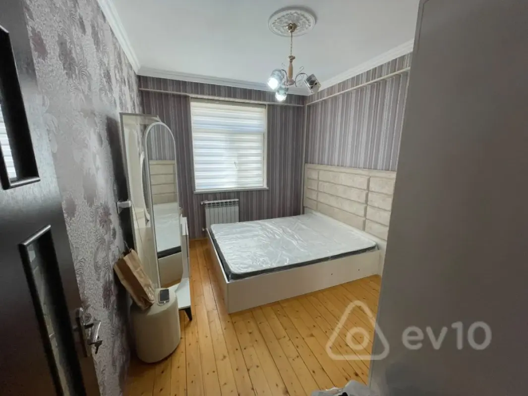 Kirayə verilir 2 otaqlı yeni tikili 55 m²