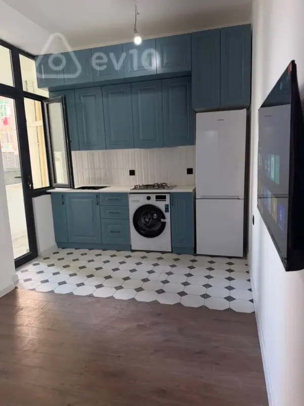 Kirayə verilir 2 otaqlı yeni tikili 42 m²