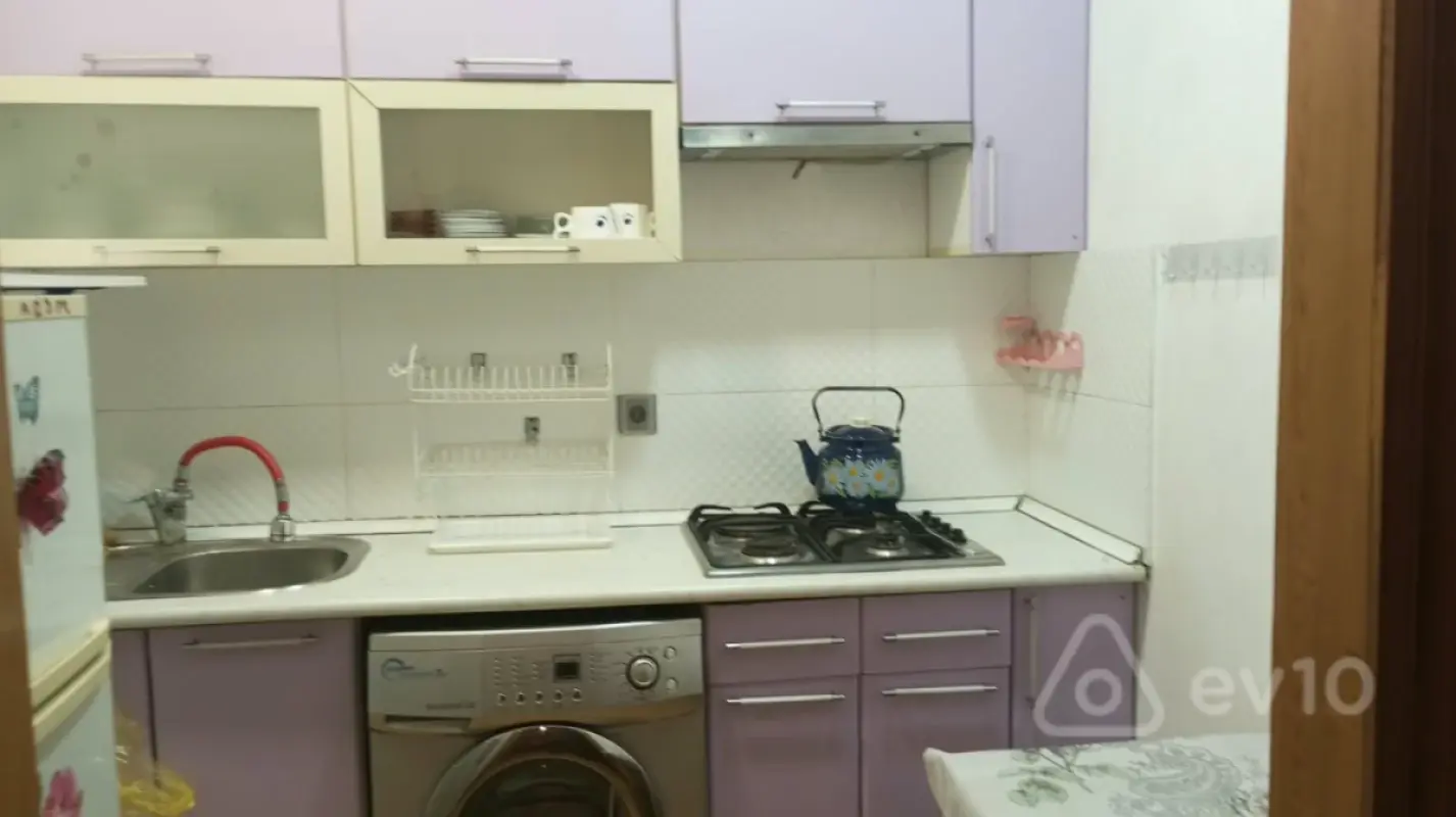 Kirayə verilir 3 otaqlı yeni tikili 77 m²