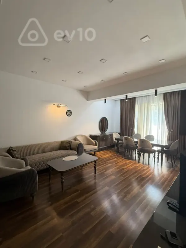 Kirayə verilir 3 otaqlı yeni tikili 100 m²