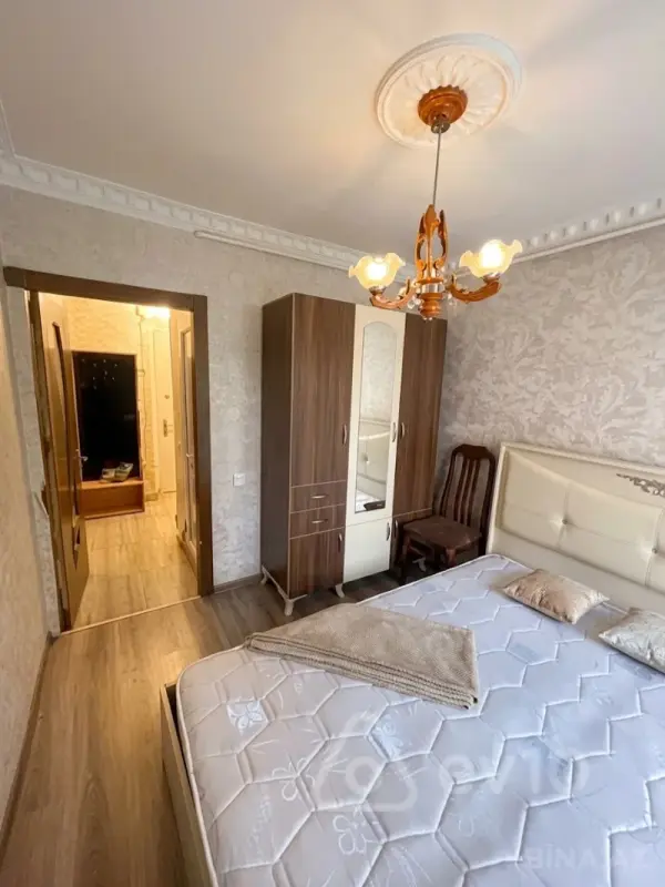 Kirayə verilir 2 otaqlı köhnə tikili 35 m²