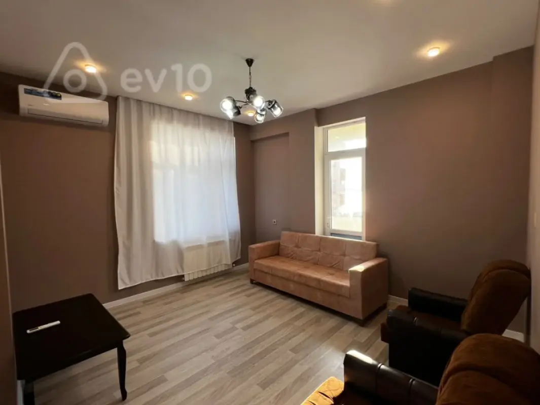 Kirayə verilir 2 otaqlı yeni tikili 70 m²
