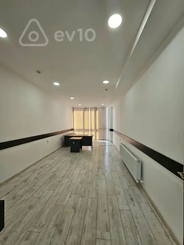 Kirayə verilir 1 otaqlı ofis 35 m²
