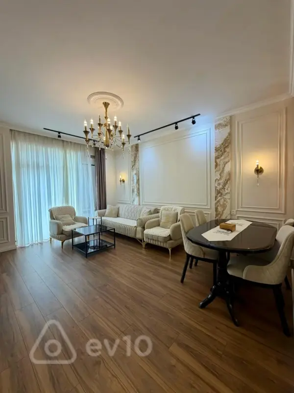 Kirayə verilir 2 otaqlı yeni tikili 65 m²
