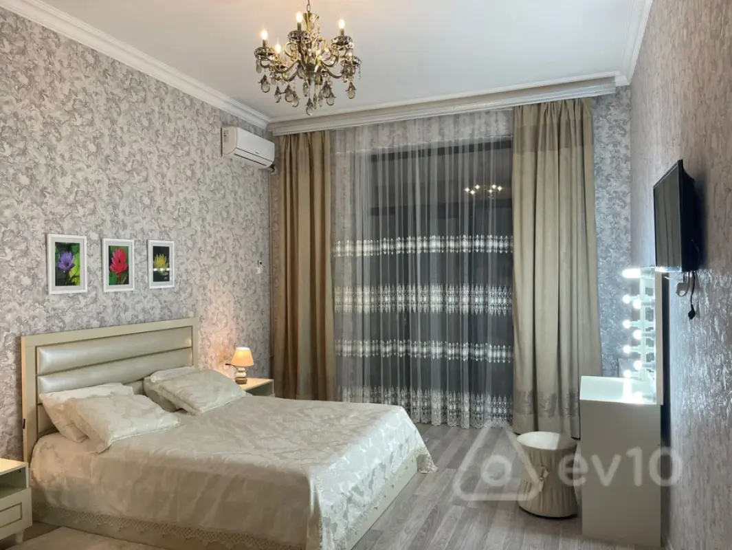 Satılır 2 otaqlı yeni tikili 77 m²