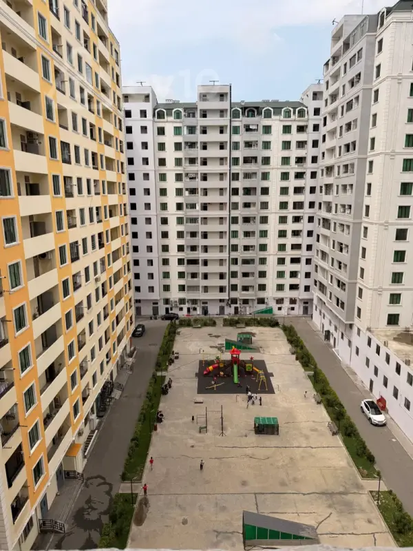 Kirayə verilir 3 otaqlı yeni tikili 90 m²