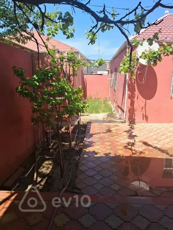 Kirayə verilir 3 otaqlı həyət evi 100 m²