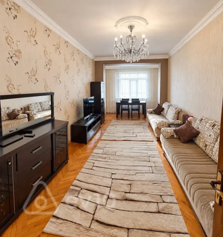 Kirayə verilir 3 otaqlı köhnə tikili 75 m²