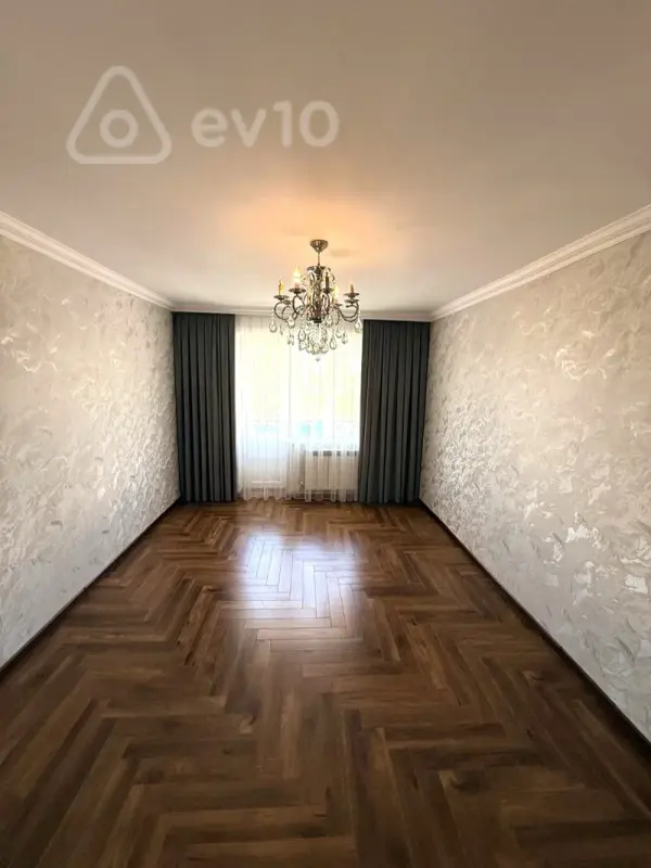 Satılır 3 otaqlı köhnə tikili 63 m²
