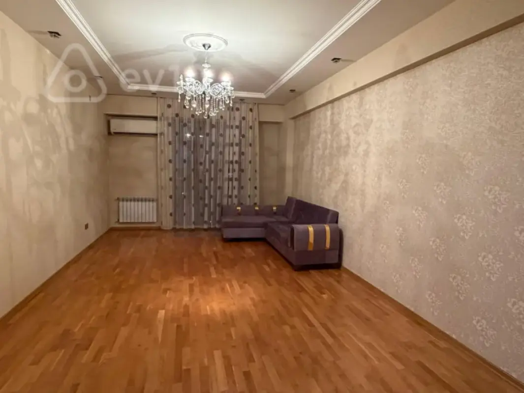 Kirayə verilir 3 otaqlı yeni tikili 118 m²
