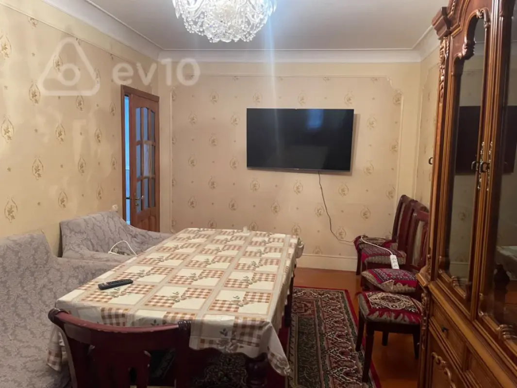 Kirayə verilir 3 otaqlı yeni tikili 60 m²