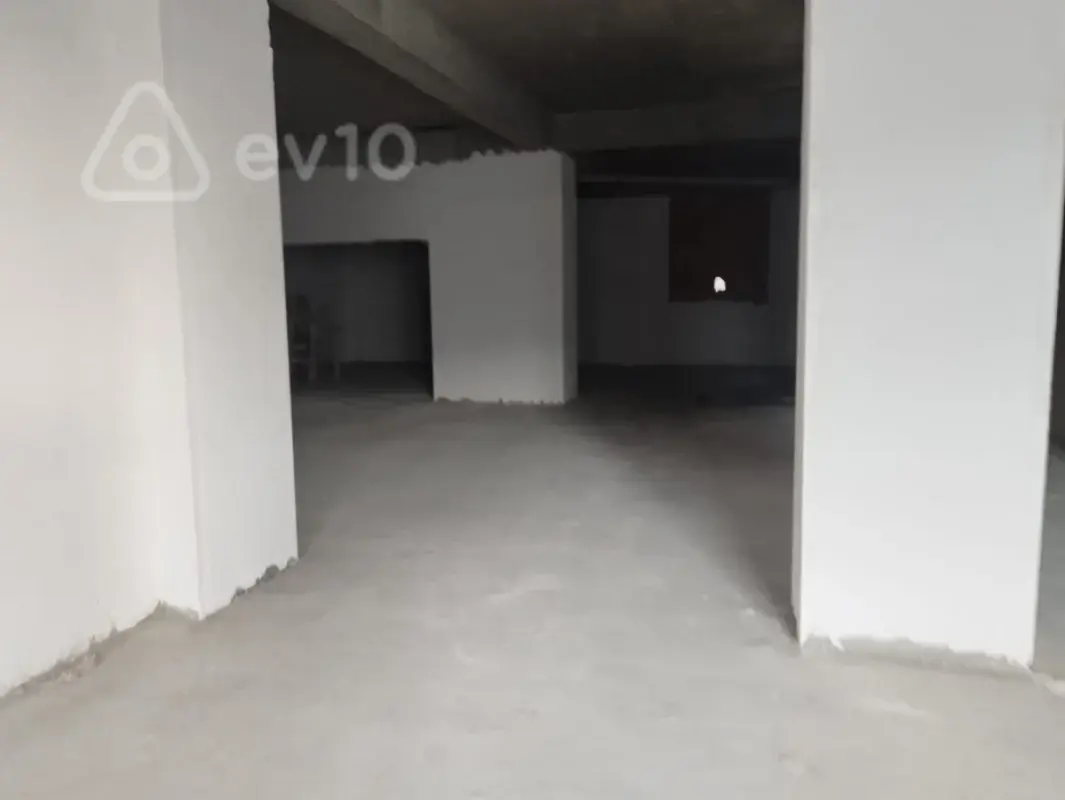Satılır mənzil 188.5 m²