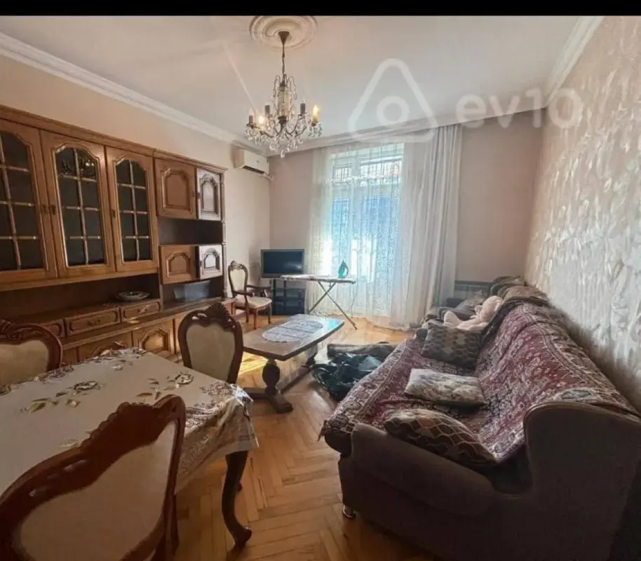 Kirayə verilir 3 otaqlı köhnə tikili 78 m²