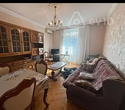 Kirayə verilir 3 otaqlı köhnə tikili 78 m² — Bakı, Yasamal 3 otaq 78.00 m²