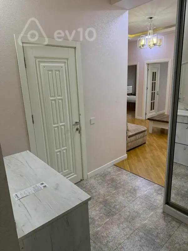 Kirayə verilir 3 otaqlı yeni tikili 110 m²