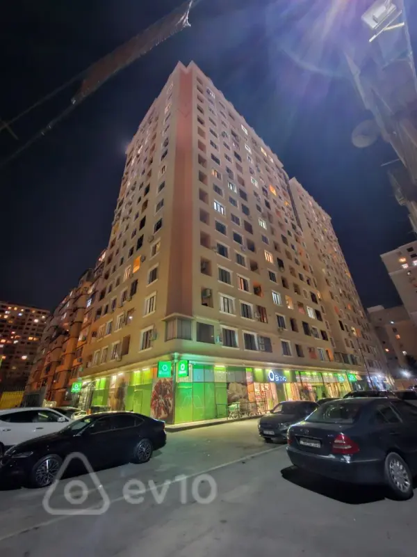 Kirayə verilir 3 otaqlı yeni tikili 75 m²