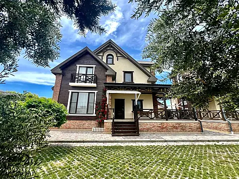 Satılır 10 otaqlı həyət evi 400 m² — Bakı, Abşeron 10 otaq 400.00 m²