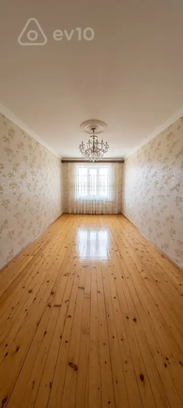 Satılır 3 otaqlı köhnə tikili 72 m²