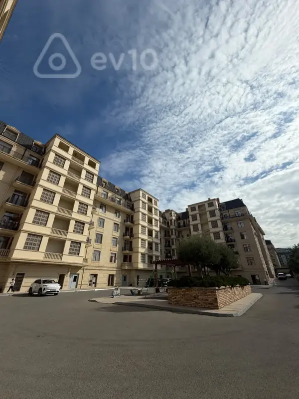 Kirayə verilir 3 otaqlı yeni tikili 124 m²