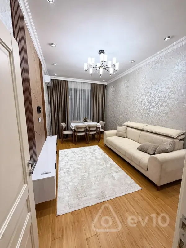 Kirayə verilir 2 otaqlı yeni tikili 55 m²