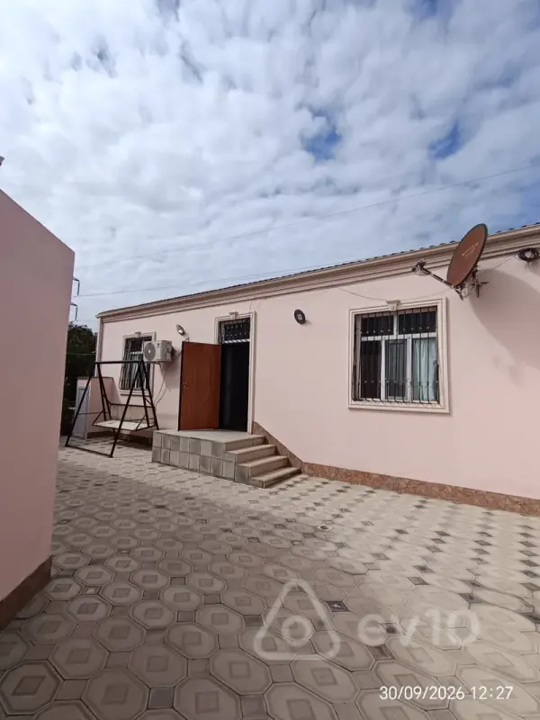 Satılır 3 otaqlı həyət evi 100 m²