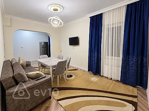 Kirayə verilir 2 otaqlı köhnə tikili 50 m² — Bakı, Yasamal 2 otaq 50.00 m²