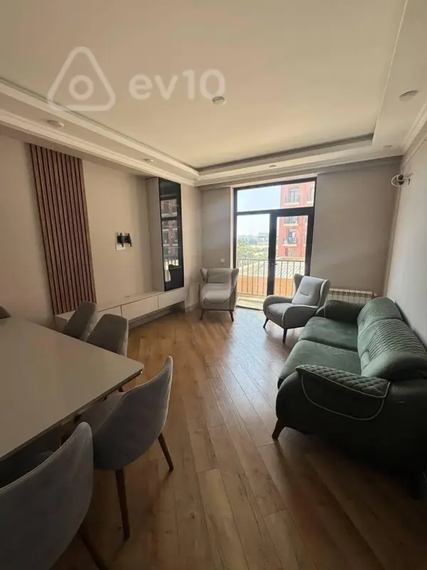 Kirayə verilir 2 otaqlı yeni tikili 82 m²