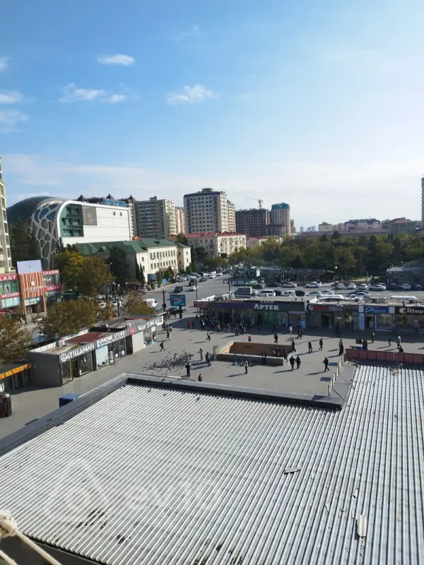 Satılır 2 otaqlı köhnə tikili 58 m²