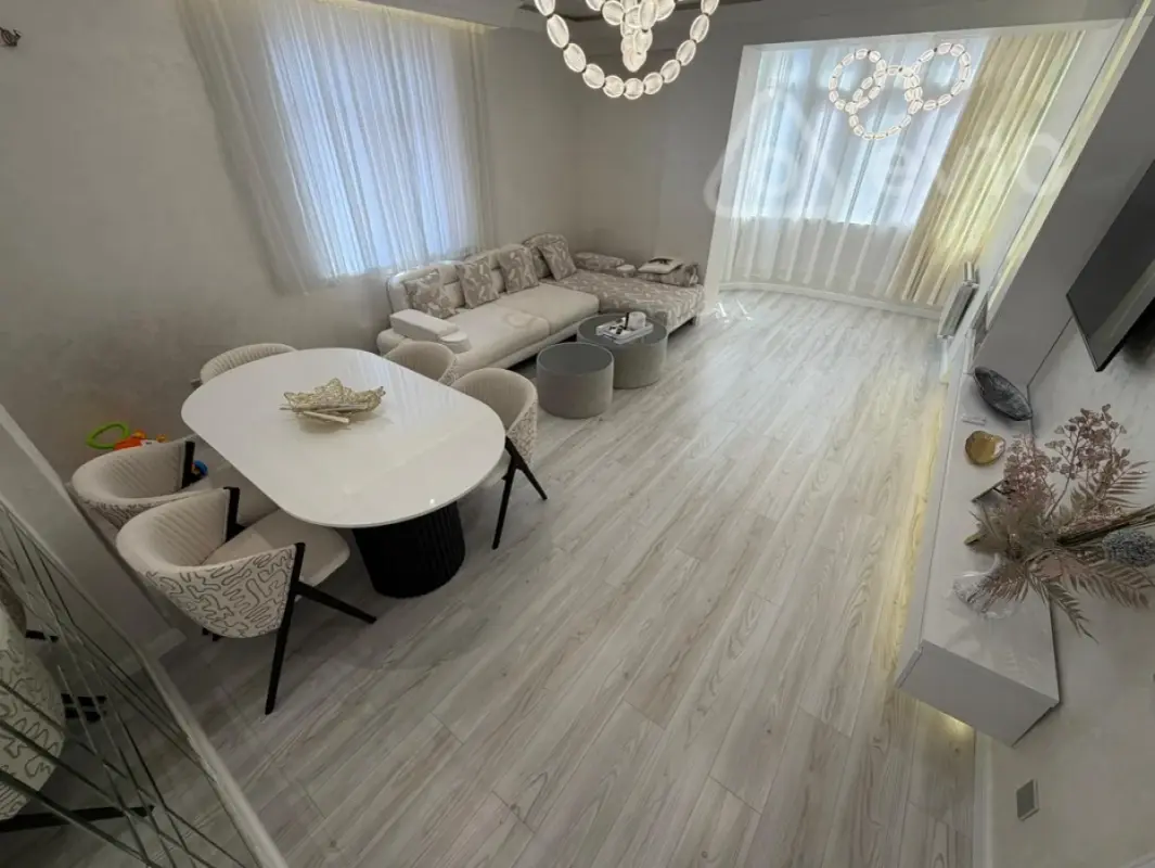 Satılır 3 otaqlı yeni tikili 117 m²